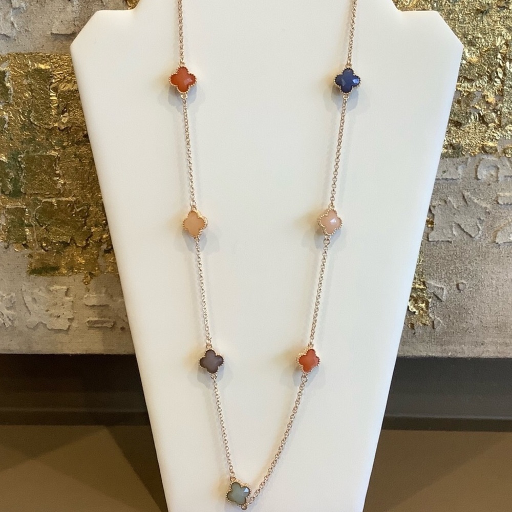Quatrefoil Necklace/Earrings